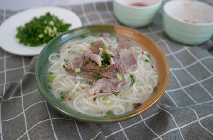 石首原味汤粉王培训